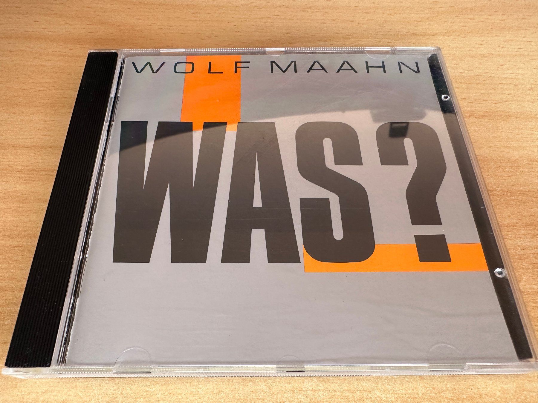 CD: Q5 Wolf Maahn – Was? – Usato da Rikon im Tösstal venduto da Alpenmutz