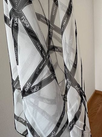 Hermès Bolduc Mousseline Seidenschal Schwarz/Weiss NEU