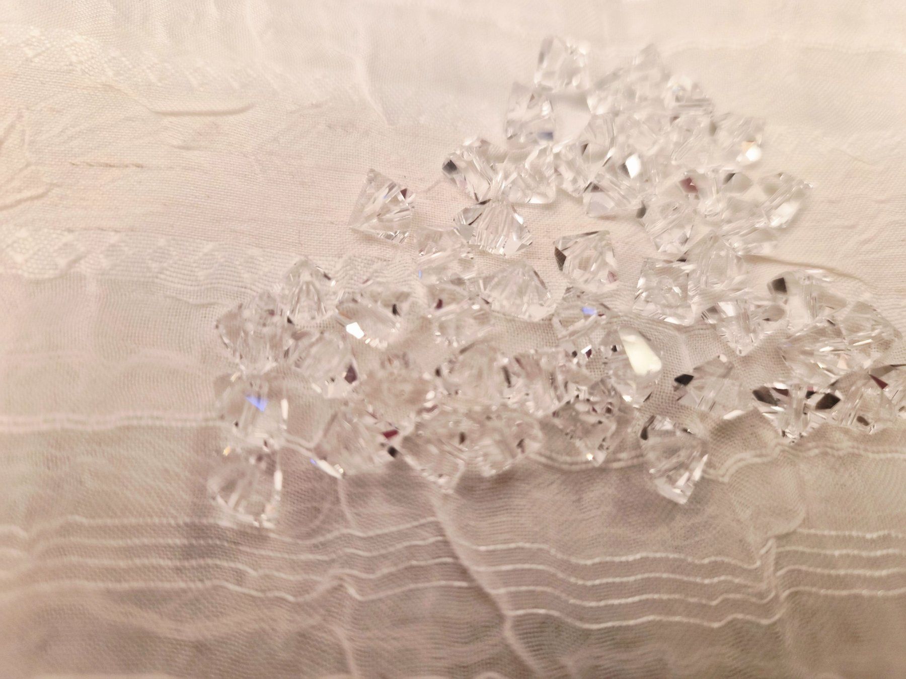 Perle (finte): Glasschliffperlen 50stk 6mm crystal – Nuovo e nell'imballaggio originale da Dietikon venduto da Eleda 1