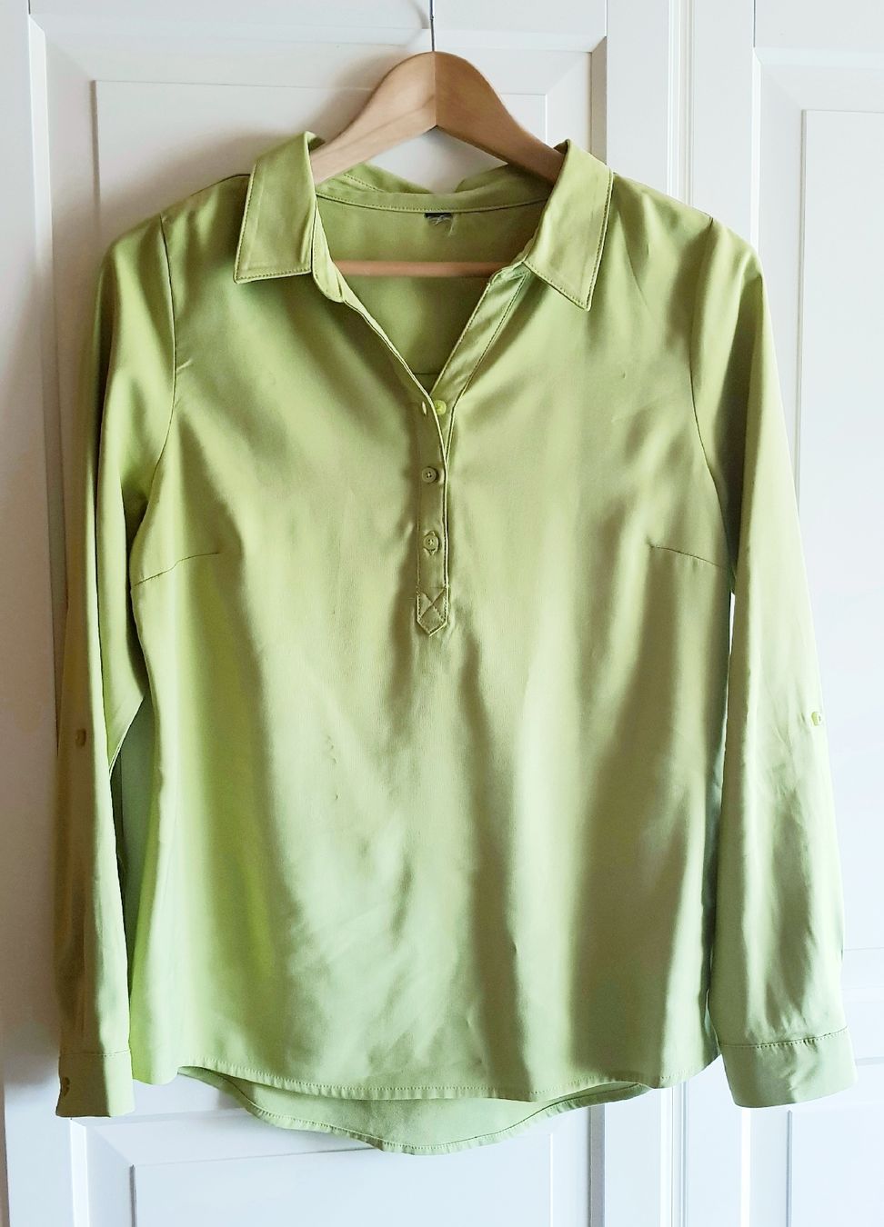 Blusen: Bluse Multiblu Viscose Gr S – Gebraucht aus Menznau von Valinor