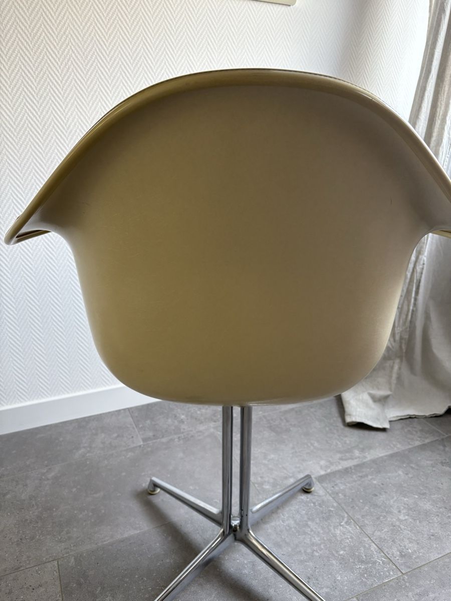 Eames Poltrone: Vitra Eames Armchair DAL fiberglass/hopsak – Usato da Dielsdorf venduto da rlx_geek 3