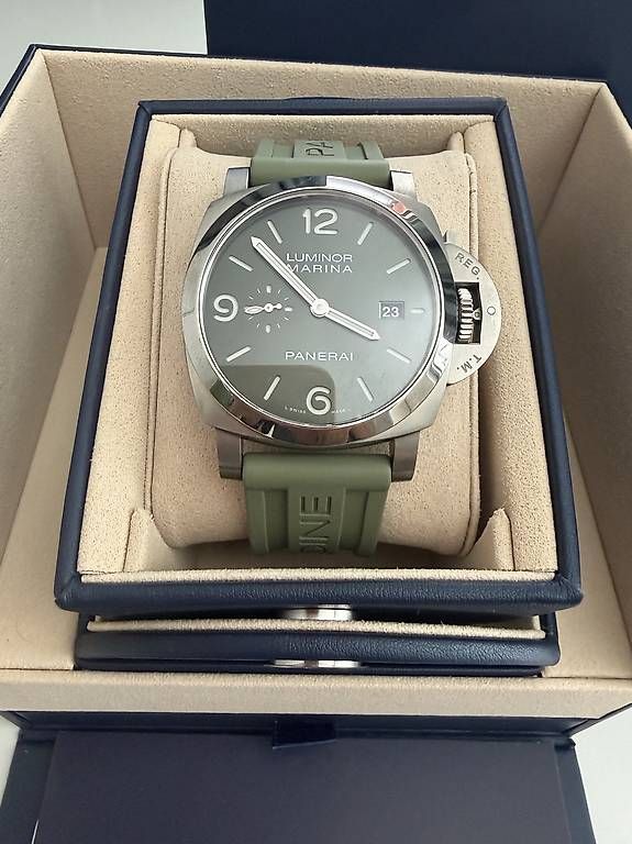 Panerai Orologi: Panerai Luminor Marina Titan-Green – Usato da Zürich venduto da timeio-swapwatch