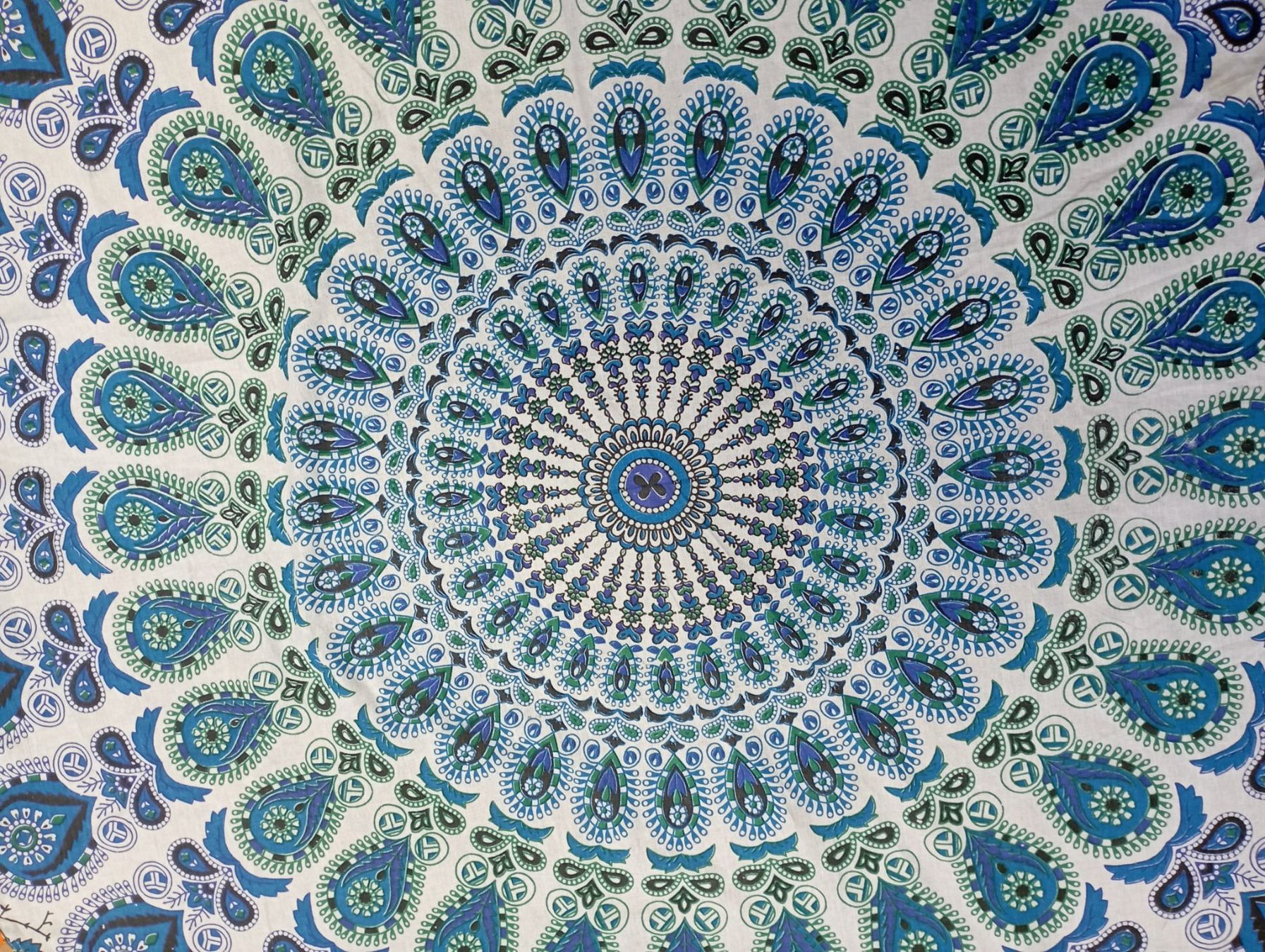 Tutte le decorazioni: Mandala Tuch mit Regenbogen Zötteli 130 cm – Nuovo e nell'imballaggio originale da St. Gallen venduto da nataraj 2