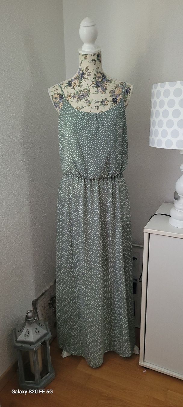 Kleider: Maxikleid Only Gr.40 – Gebraucht aus Oberaach von Svea11