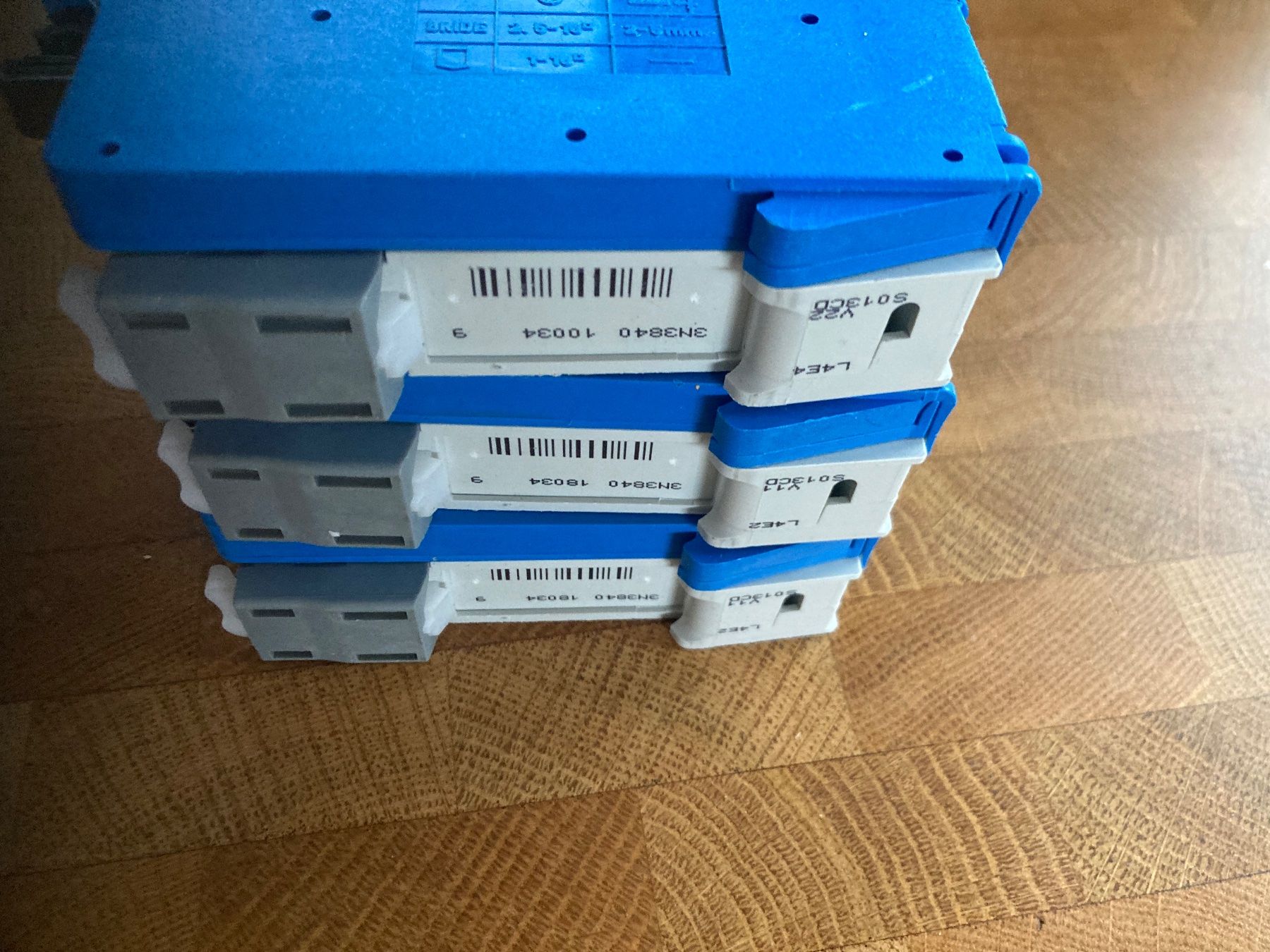 Hager Stromzufuhr: LS-Schalter Hager C13 mit Neutraleitertrenner – Gebraucht aus Illnau von Spinnenbob 3