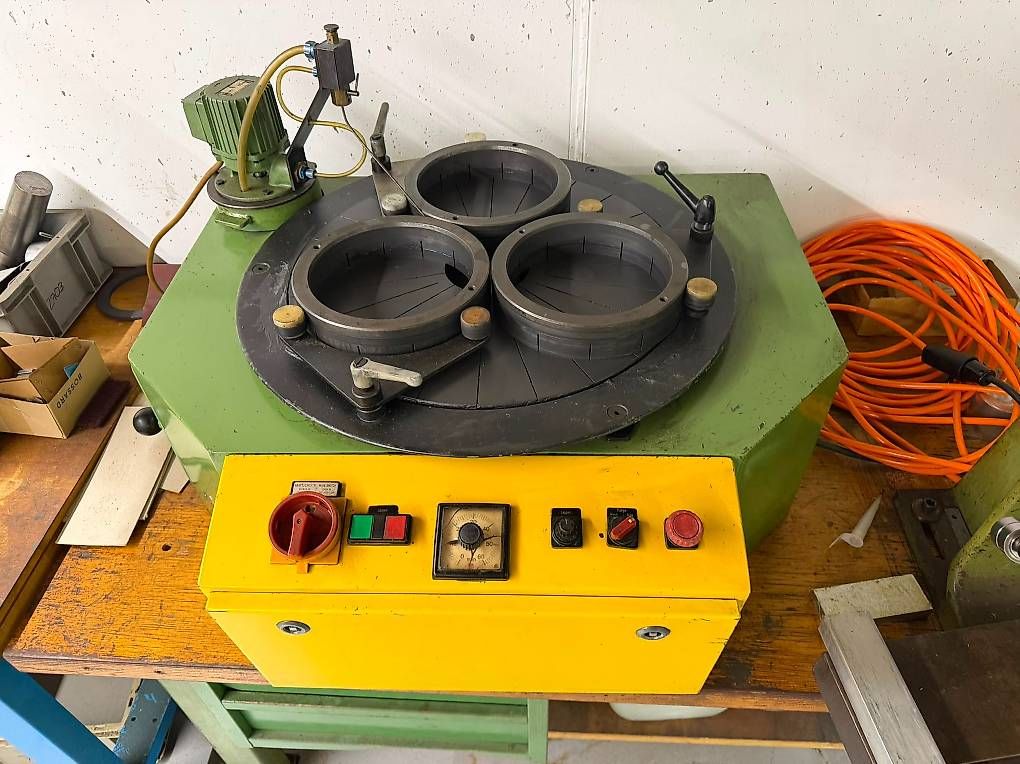 Alle Maschinen: Läppmaschine wie neu! – Gebraucht aus St. Gallen von Icospeed