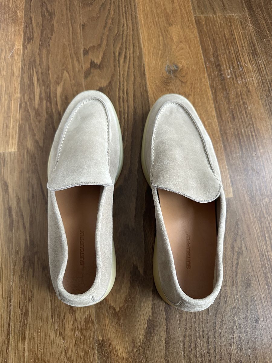 Scarpe da uomo: Suitsupply Slipper, hellgrau/sand Wildleder, Gr. 41 – Usato da Dübendorf venduto da Nico1234 1