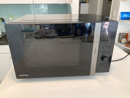 Toshiba Mikrowelle - wie neu