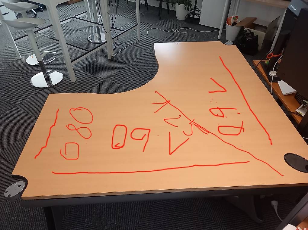Scrivanie: Grosser Bürotisch – Usato da Aesch BL venduto da Lomi 3