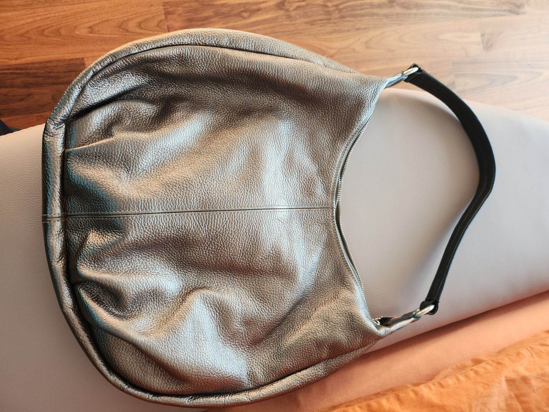 Taschen für Damen: Ledertaschen 2 Stück – Neu (gemäss Beschreibung) aus Arni AG von waetterhaex 4