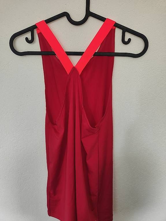 Tops: Top Adidas sport  – Gebraucht aus Bercher von TBarra 3