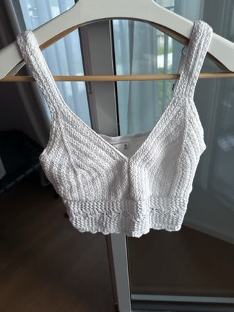 Top gehäkelt weiss Grösse M guter Zustand