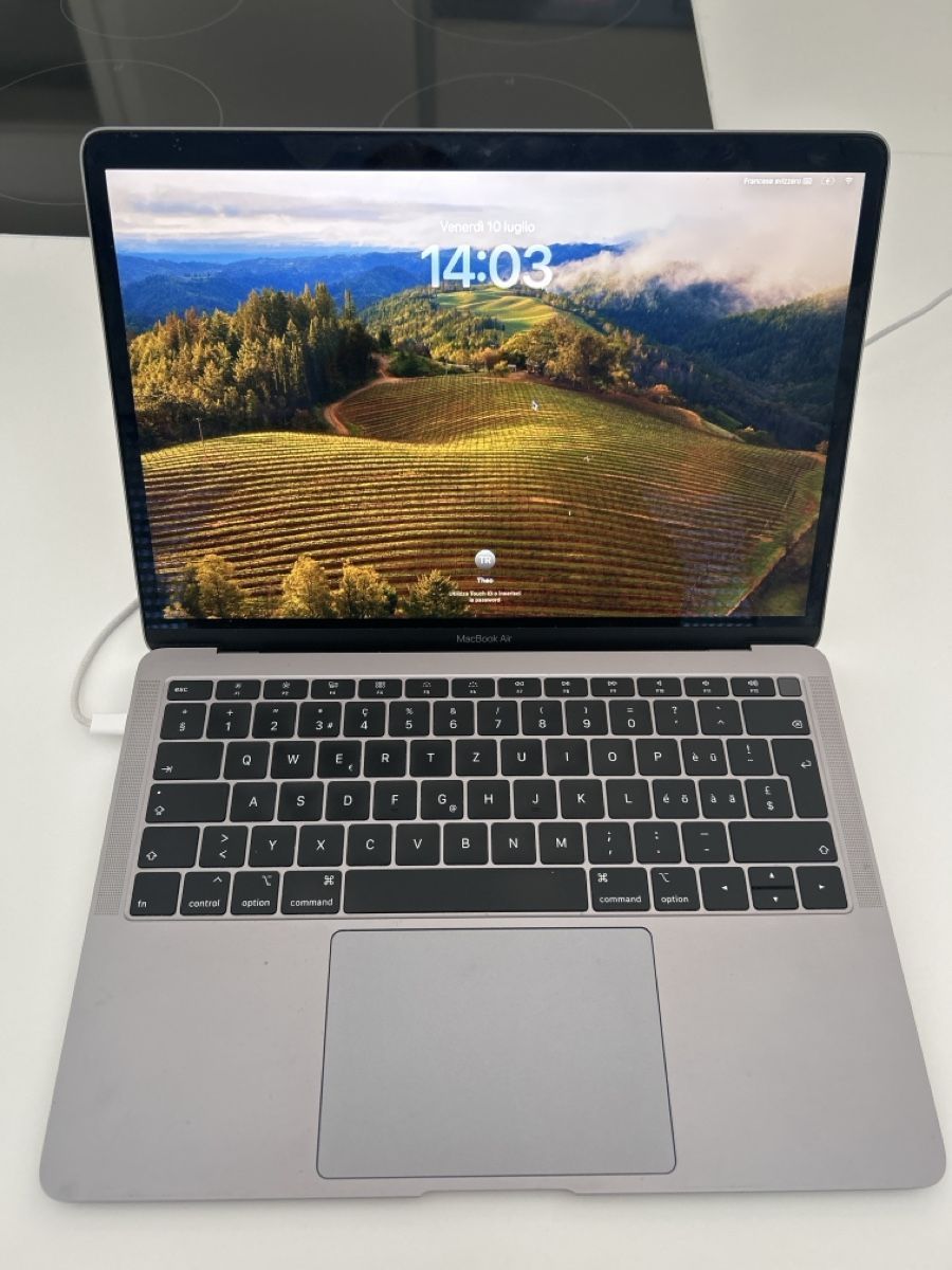Apple Notebook: MacBook Air – Usato da Mugena venduto da manuelrigamonti 1