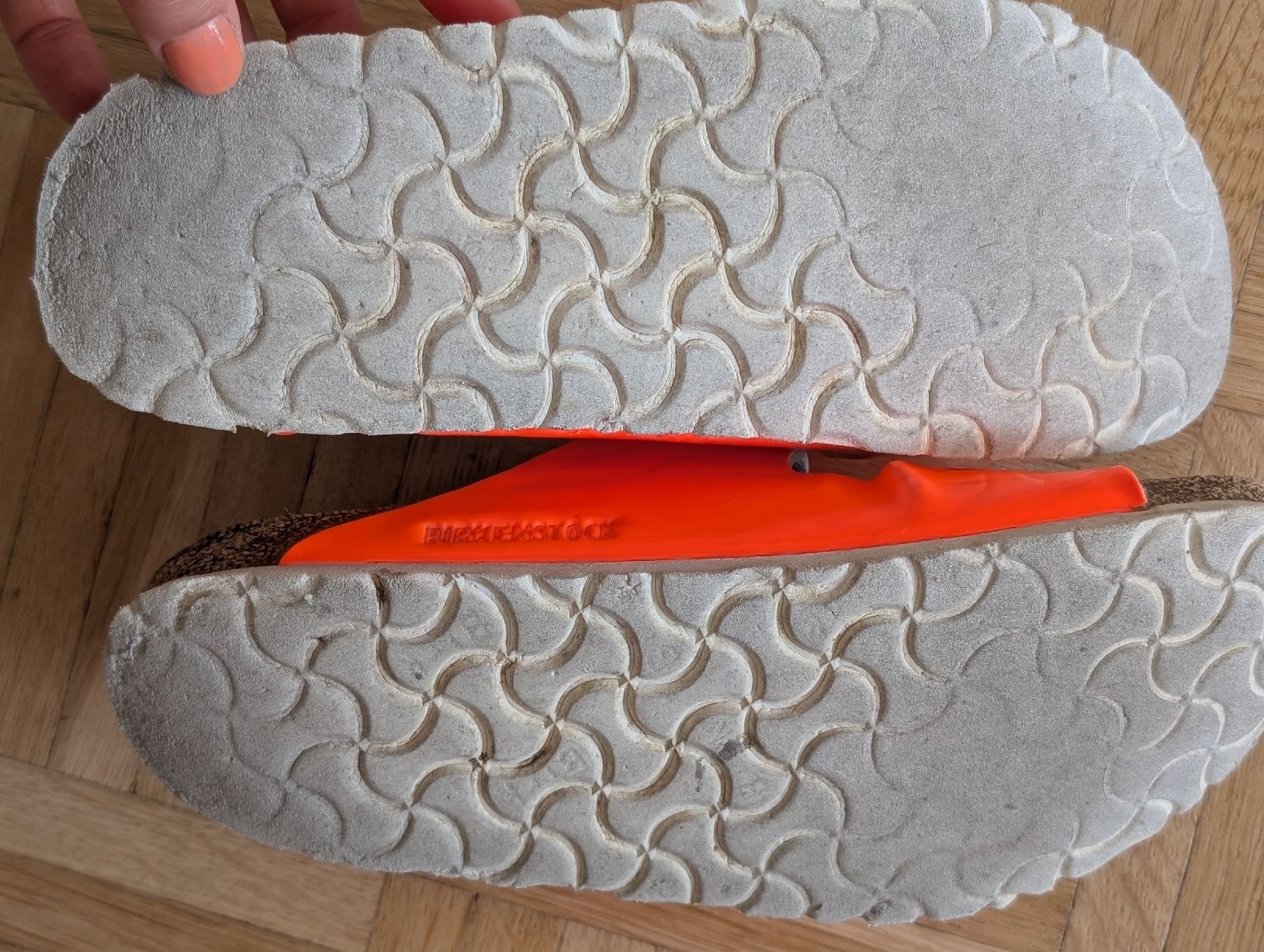 Birkenstock Damenschuhe: Birkenstock, neon orange Grösse 38 gebraucht – Gebraucht aus Uitikon Waldegg von Csilli 3