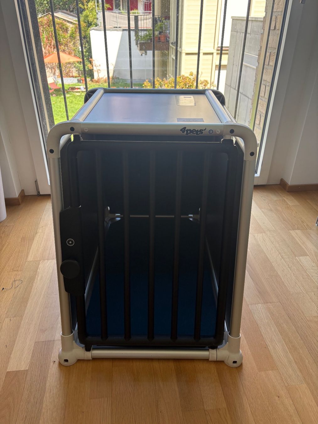4pets Gabbie, trasporto & Sicurezza: 4Pets Eco 2M Hundebox – Usato da Bern venduto da Balmii 4