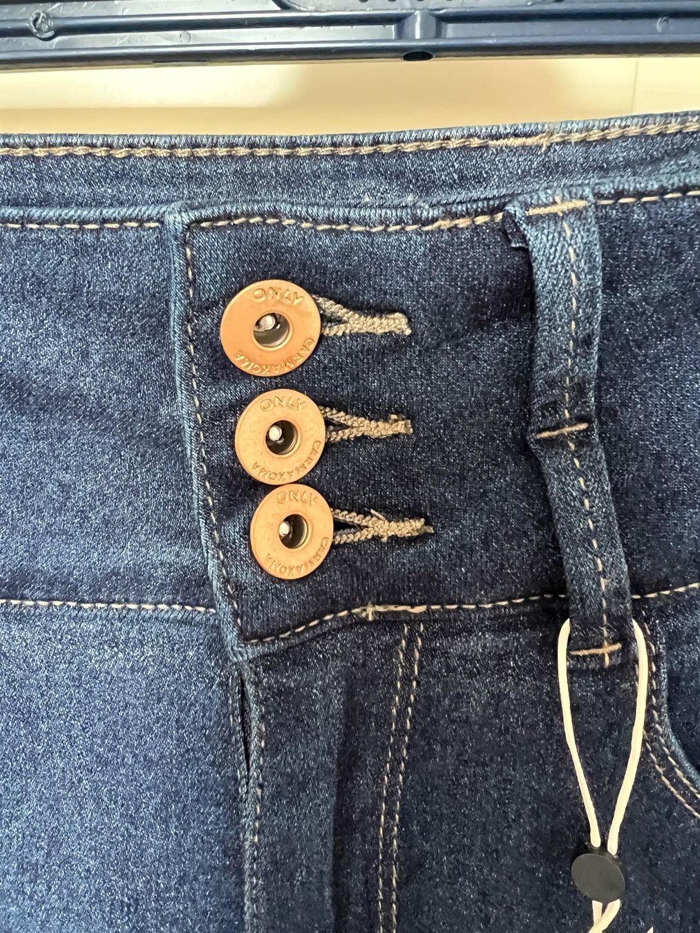 Only Jeans: Jeans Only taille 42 – Nuovo e nell'imballaggio originale da Savagnier venduto da Pivovar2 2