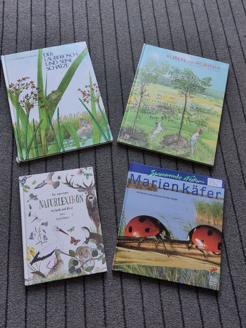 Livres: Bücherpaket Natur & Tiere  – D'occasion à Dettighofen Lengw. par mai_75wt