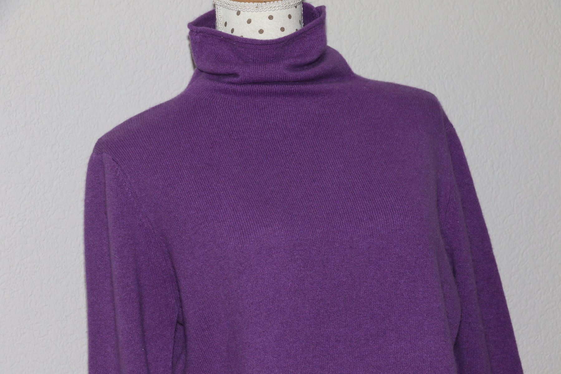 Maglioni & Felpe: Toller Pullover aus 100% Wolle Gr.M  neu – Nuovo (secondo la descrizione) da Oberwil-Lieli venduto da Svetlana28 2