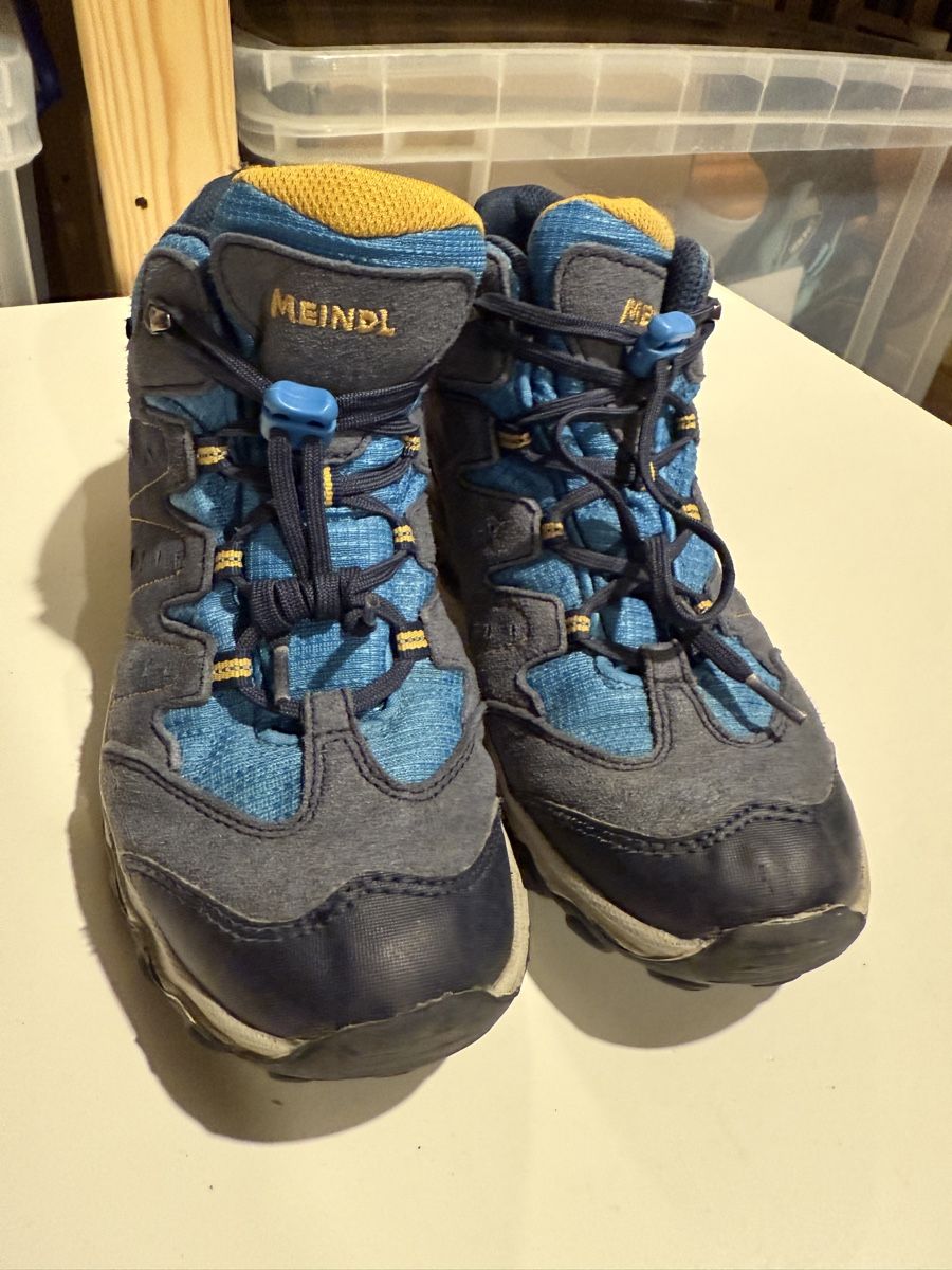 Meindl Scarpe da uomo: Meindl Wanderschuhe Gr. 35, Gore-Tex - Top Zustand – Usato da Lenzburg venduto da Reniss_ 2