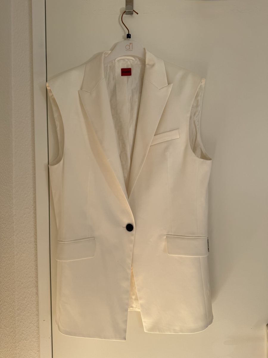 Hugo Boss Gilet & Giacche senza maniche: HUGO BEST white vest NEW – Nuovo (secondo la descrizione) da Zürich venduto da dar_ch4051