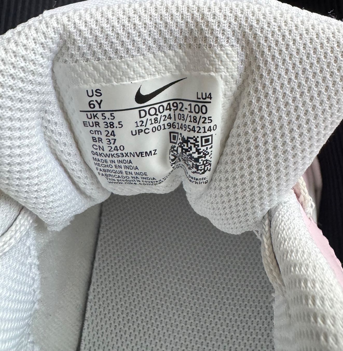 Nike Scarpe per ragazze: Nike Schuh Gr. 38.5 – Usato da St. Gallen venduto da engel363 3