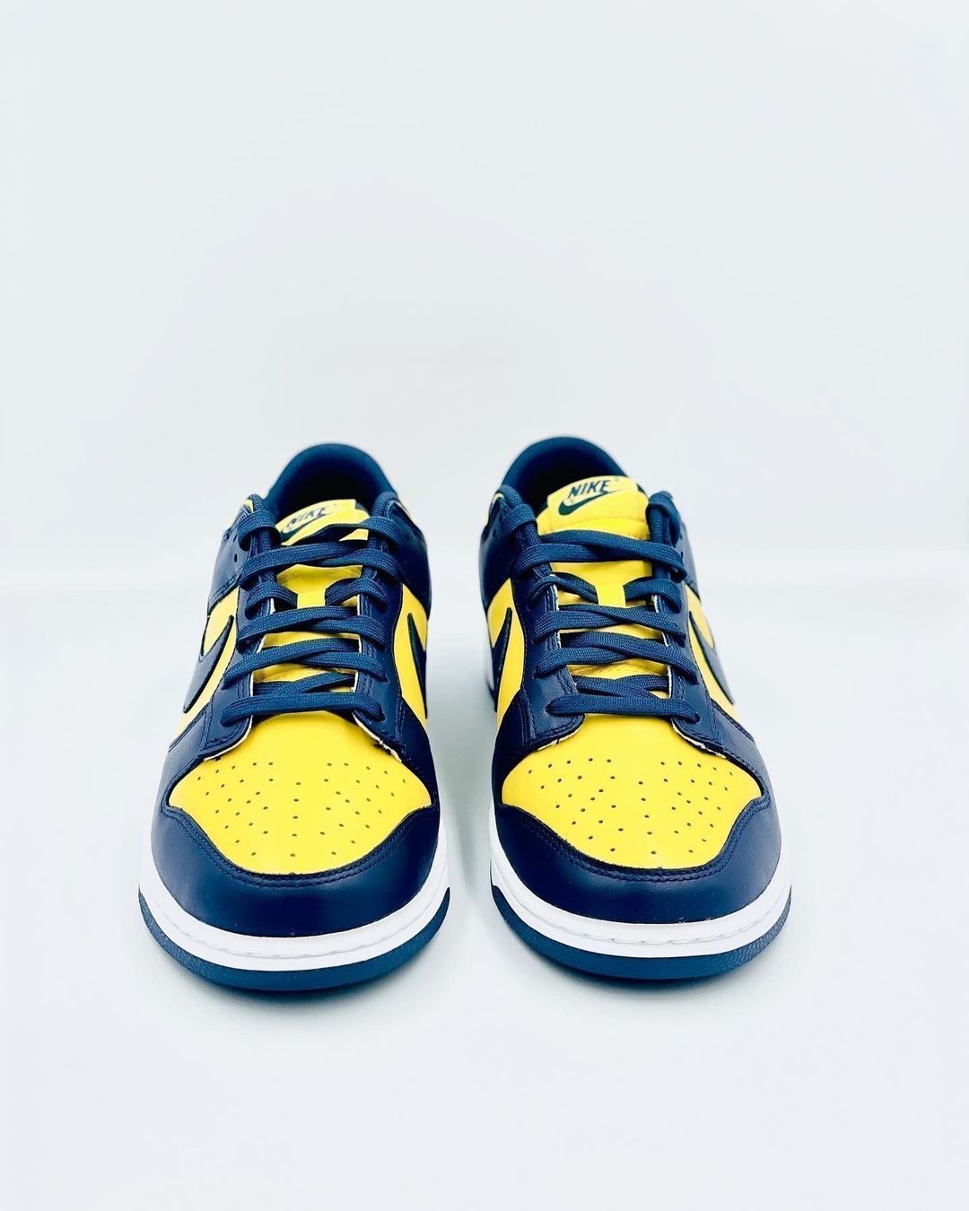 Nike Scarpe da uomo: Nike Dunk Low Michigan EU 42 – Nuovo e nell'imballaggio originale da Erlinsbach venduto da sasneakers 1
