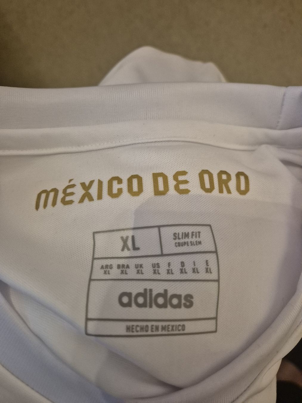Adidas Canottiere & Pantaloni: Mexico de Oro Adidas XL – Nuovo (secondo la descrizione) da Zürich venduto da Kreis3ZH 1