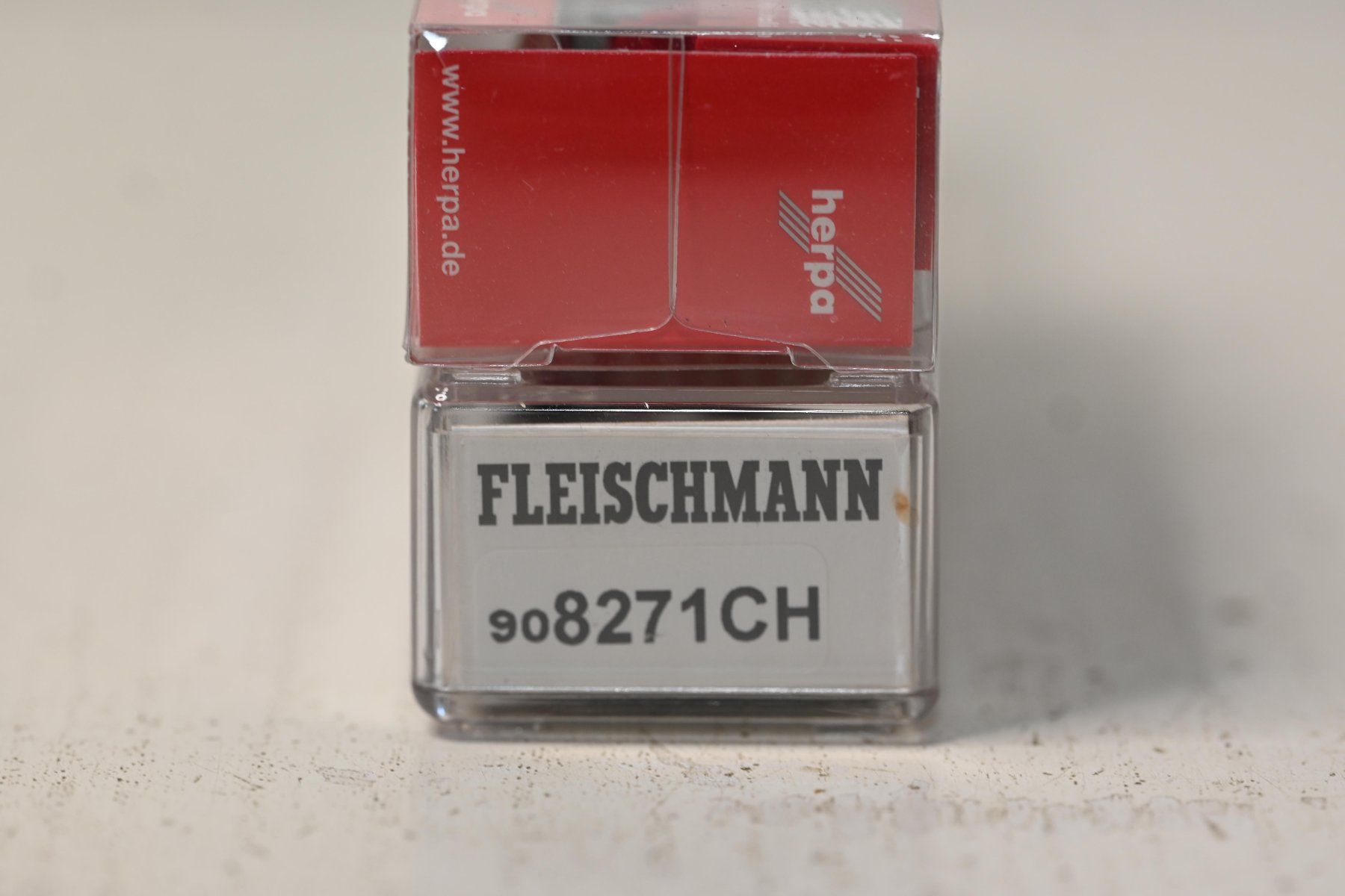 Fleischmann Modelleisenbahnen: Hupac Wagen Schöni Fleischmann Spur N mit OVP – Gebraucht aus Laupen ZH von Zmoewe 6