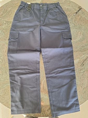 Pantalon cargo CFF, taille 46, entrejambe 76, selon photos