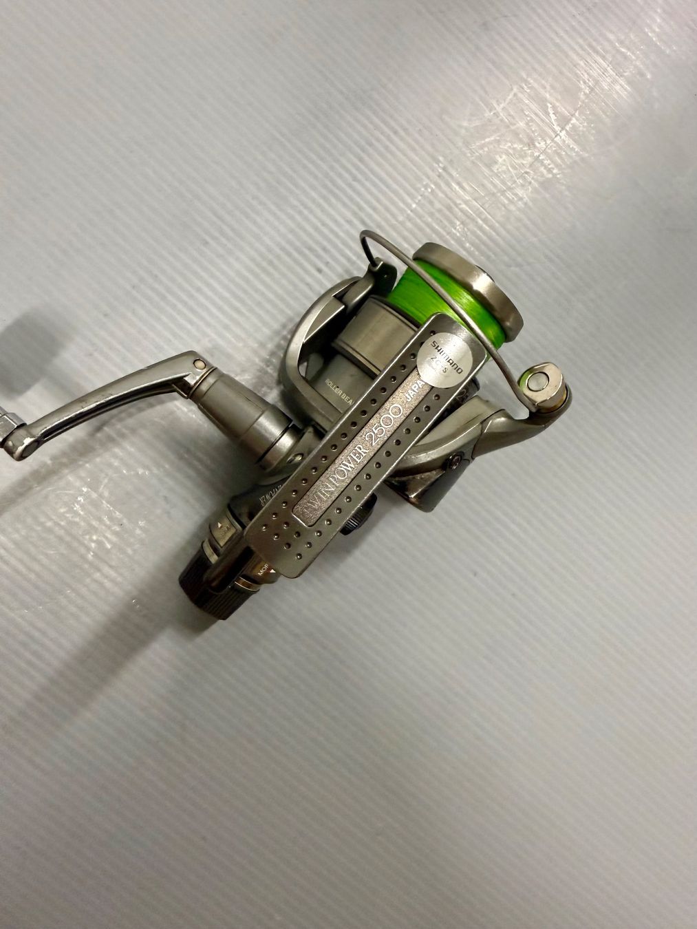 Shimano Tambours & Moulinets: Shimano Twin Power 2500gr – D'occasion à Trimbach par duri.. 4