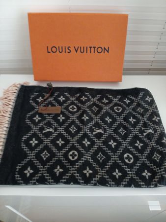 Louis Vuitton Neu Original aus Kaschmire Top unbenutzt
