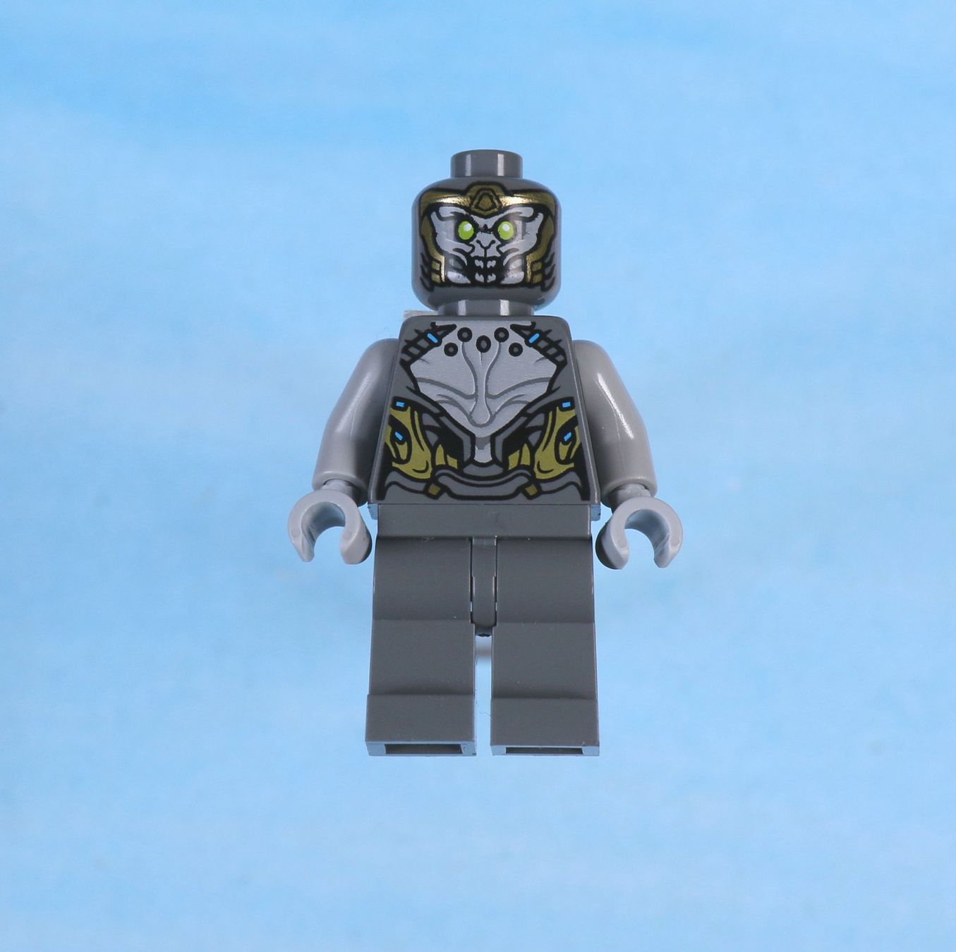 Lego Spielzeuge: LEGO Minifigur Chitauri - Dark Bluish Gray – Gebraucht aus Hettlingen von Scholi99