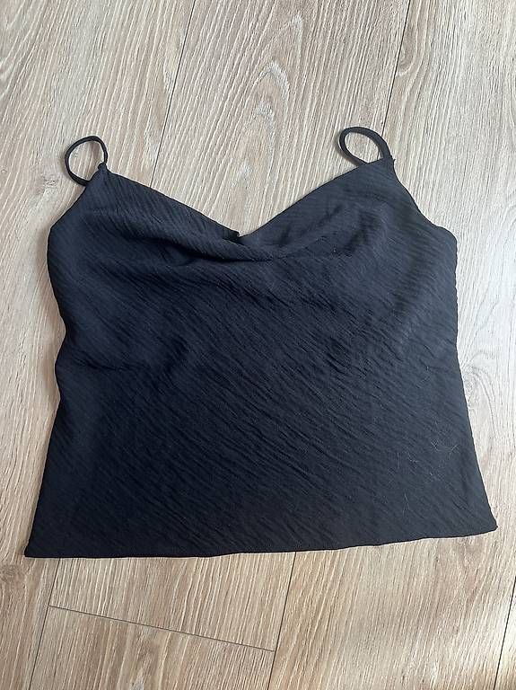 Blouses, T-shirts & Tops: diverse Tops  – D'occasion à Brütten par cel_l8pt 4