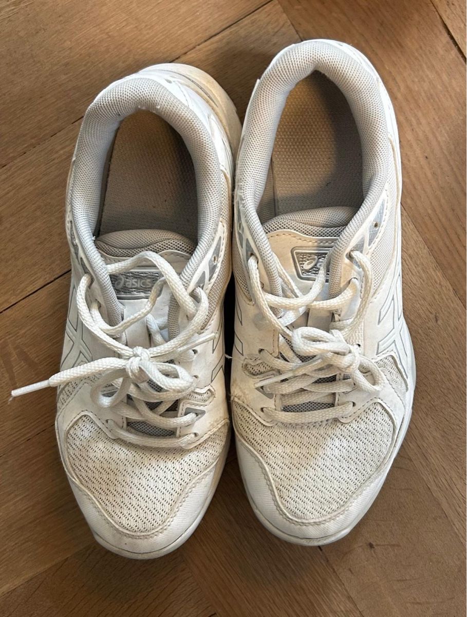 Scarpe da uomo: Asics Hallenschuhe Gr. 37.5 – Usato da Zürich venduto da sidney2015 1