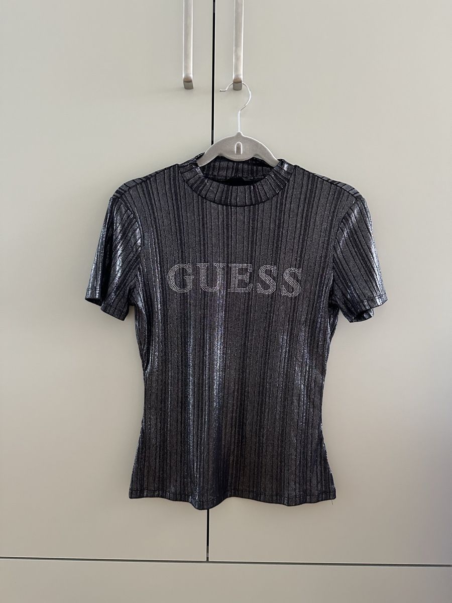 Guess T-shirt: Glitzerndes Guess T-Shirt – Usato da Dübendorf venduto da Magis_Stuff