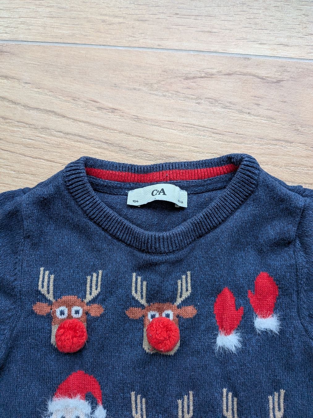 C&A Pulls et sweat-shirts: Weihnachtspullover Grösse 98 – D'occasion à Eschenbach SG par SanFranciscoCalifornia 1