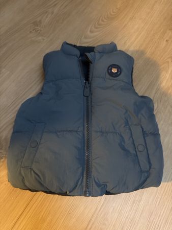 Kinder Weste dunkelblau mit Fuchsemblem Grösse 86