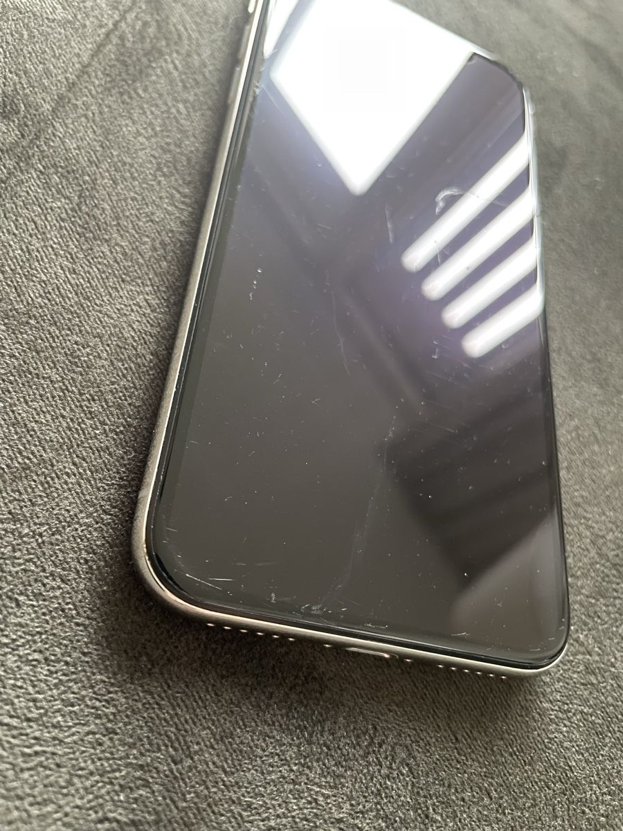 Apple Telefoni cellulari / Smartphones: Iphone X 64GB weiß - gebrauchter Zustand – Usato da Hitzkirch venduto da DM_7 3