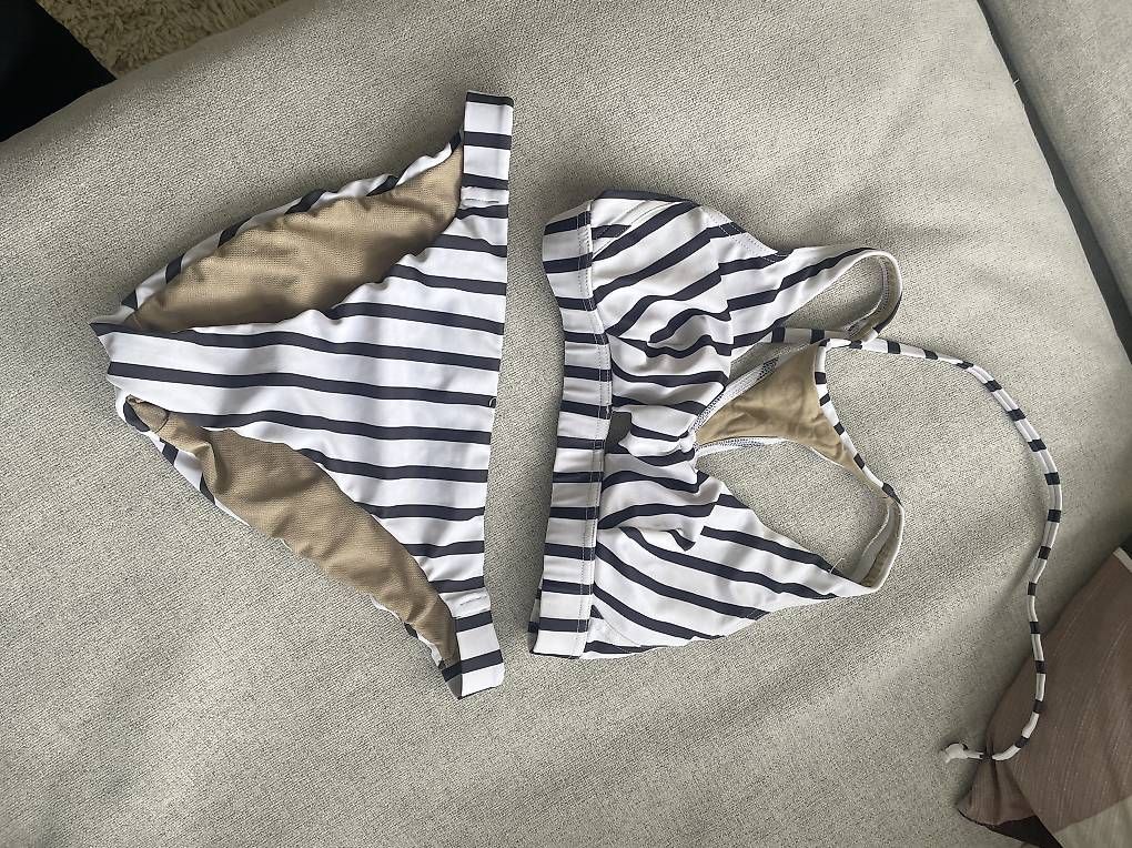 Badekleider & Bikinis: Bikini Größe S – Gebraucht aus Renens VD von siric1996