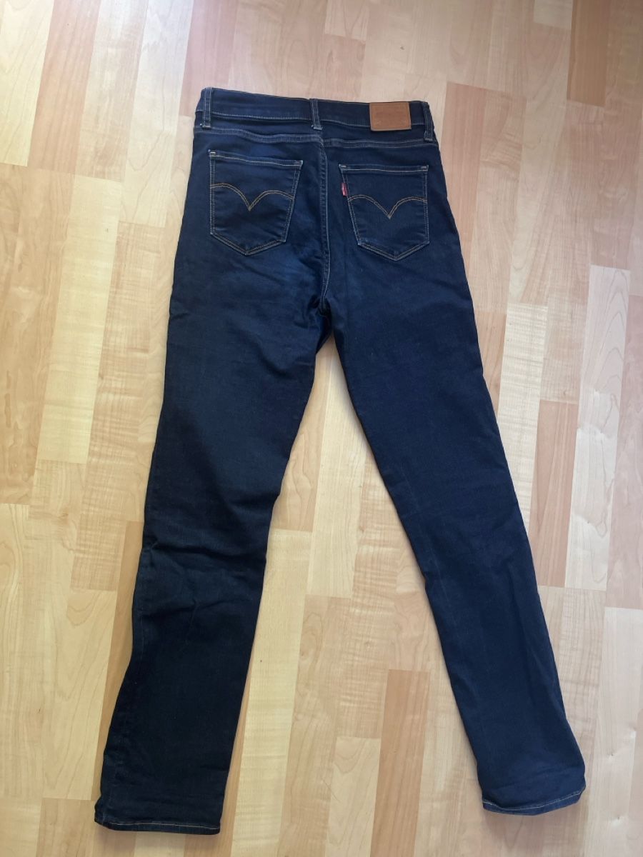 Levi's Jeans: Levis Jeans – Usato da St. Gallen venduto da cor_c9lz 2
