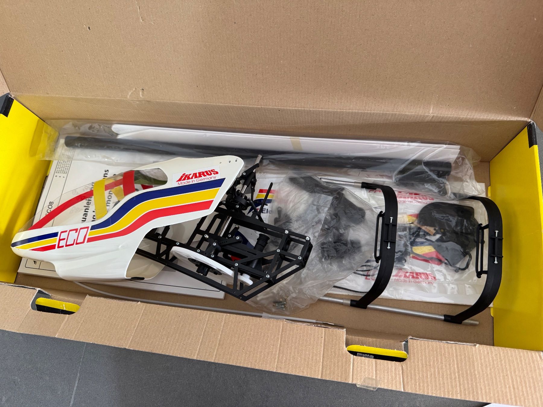 Modellismo RC: 3 x Ikarus ECO 8 Elektrohelikopter – Usato da Oberrohrdorf venduto da Tonar 3