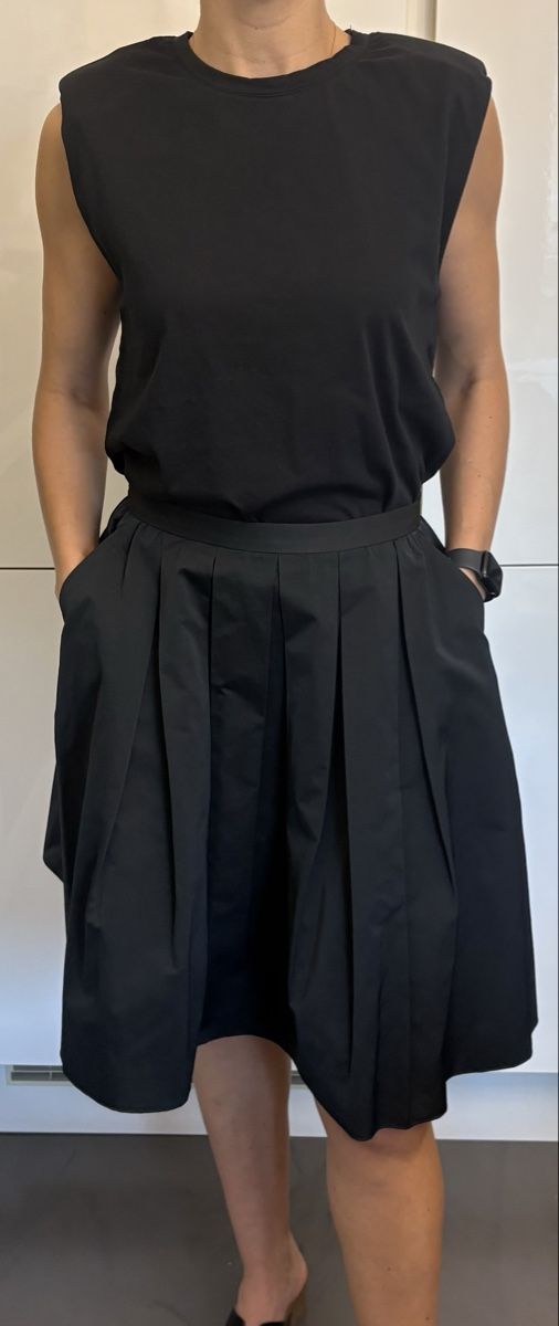 Max Mara Gonne: Bellissima nuova gonna MaxMara – Nuovo (secondo la descrizione) da Chiasso venduto da myt_k8rf