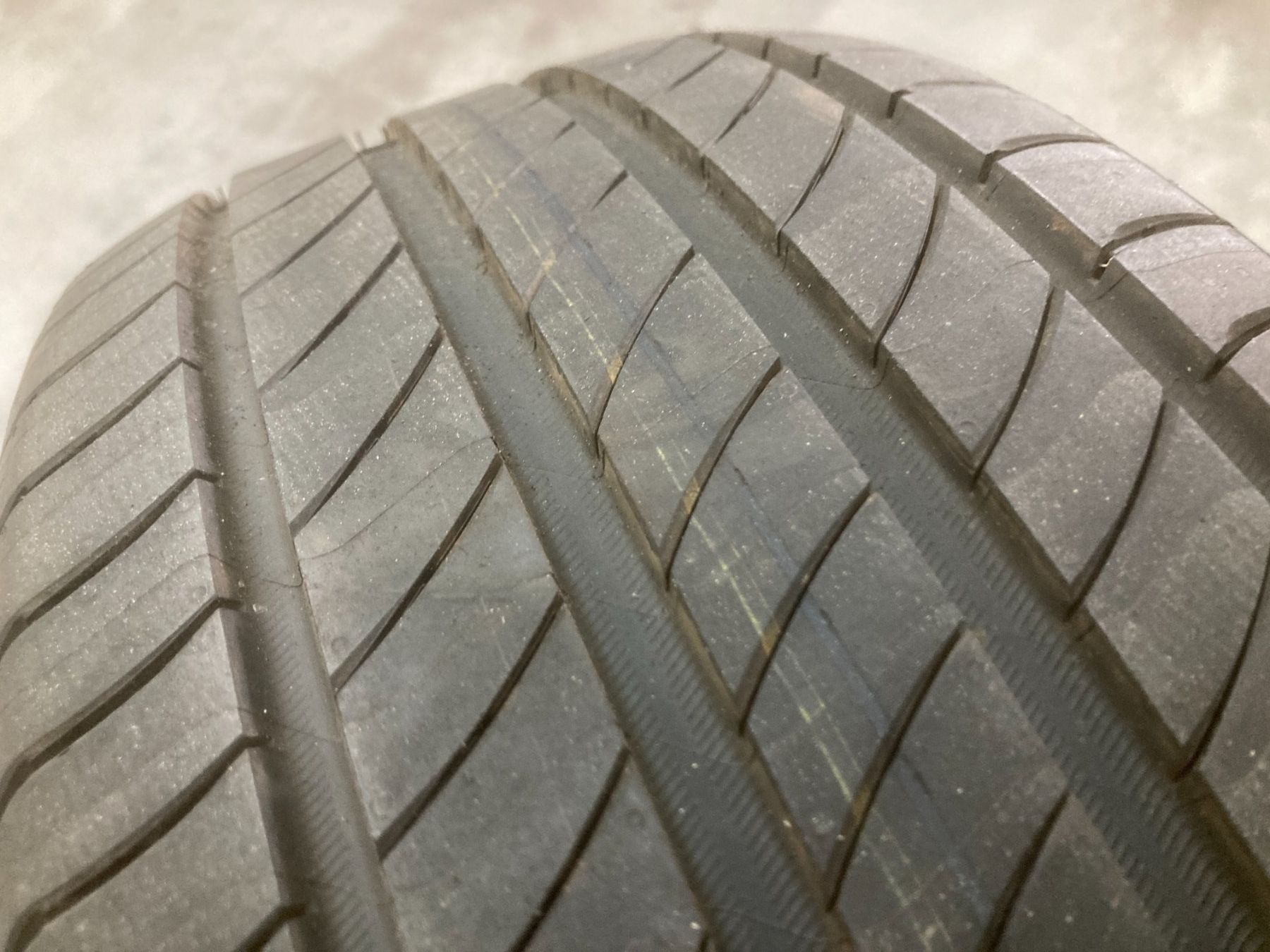 Michelin Pneumatici & Ruote complete: 225/45R17 Michelin Sommerpneu – Usato da Cham venduto da Cham6332 5