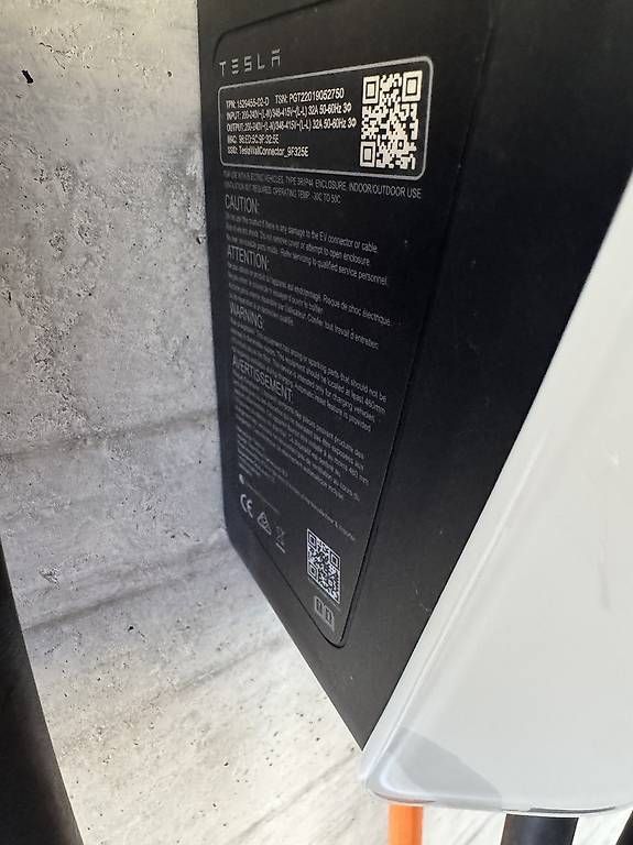 Caricabatterie: Tesla Wallbox Wall Connector Gen 3 22 KW – Usato da Vouvry venduto da gra_vtp7 1