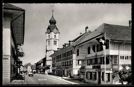 AK Huttwil, Hauptstrasse mit Kirchturm