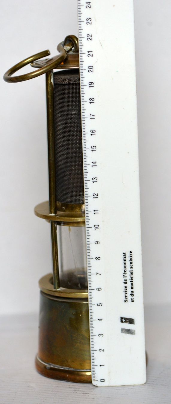 Lampen: Ancienne lampe de mineur – Gebraucht aus Neuchâtel von Neuchatel 1