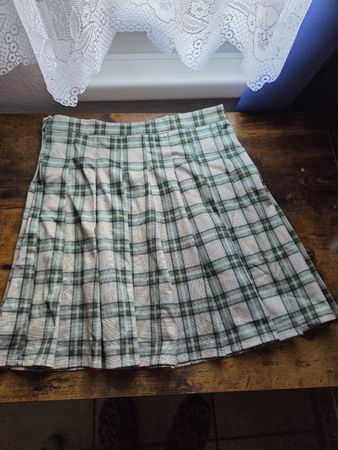 Pleated Skirt Plaid Green Beige Size M Used