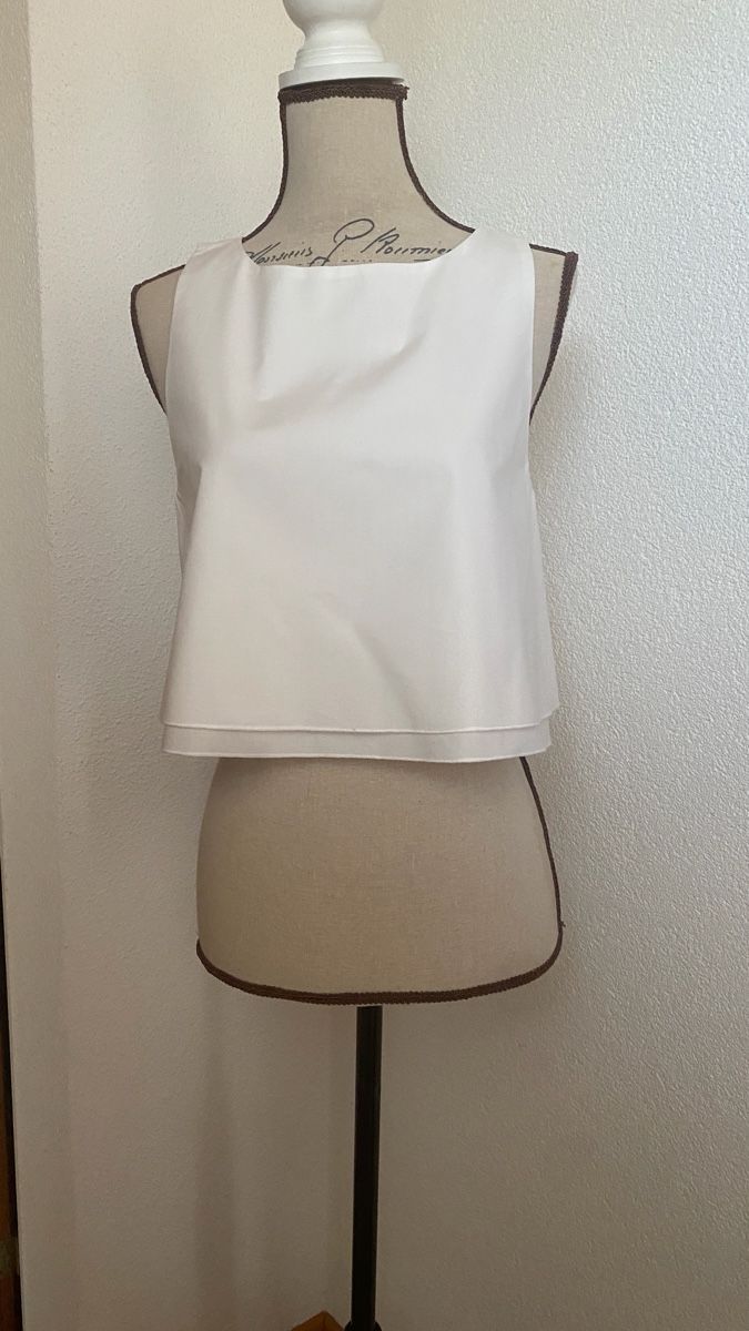 Tops: Haut blanc, taille 6, neuf – Neu und originalverpackt aus Romont FR von jeanne110
