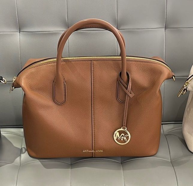 Michael Kors Borse da donna: Michael Kors Tasche luggage – Nuovo e nell'imballaggio originale da Wiedlisbach venduto da Sistershop