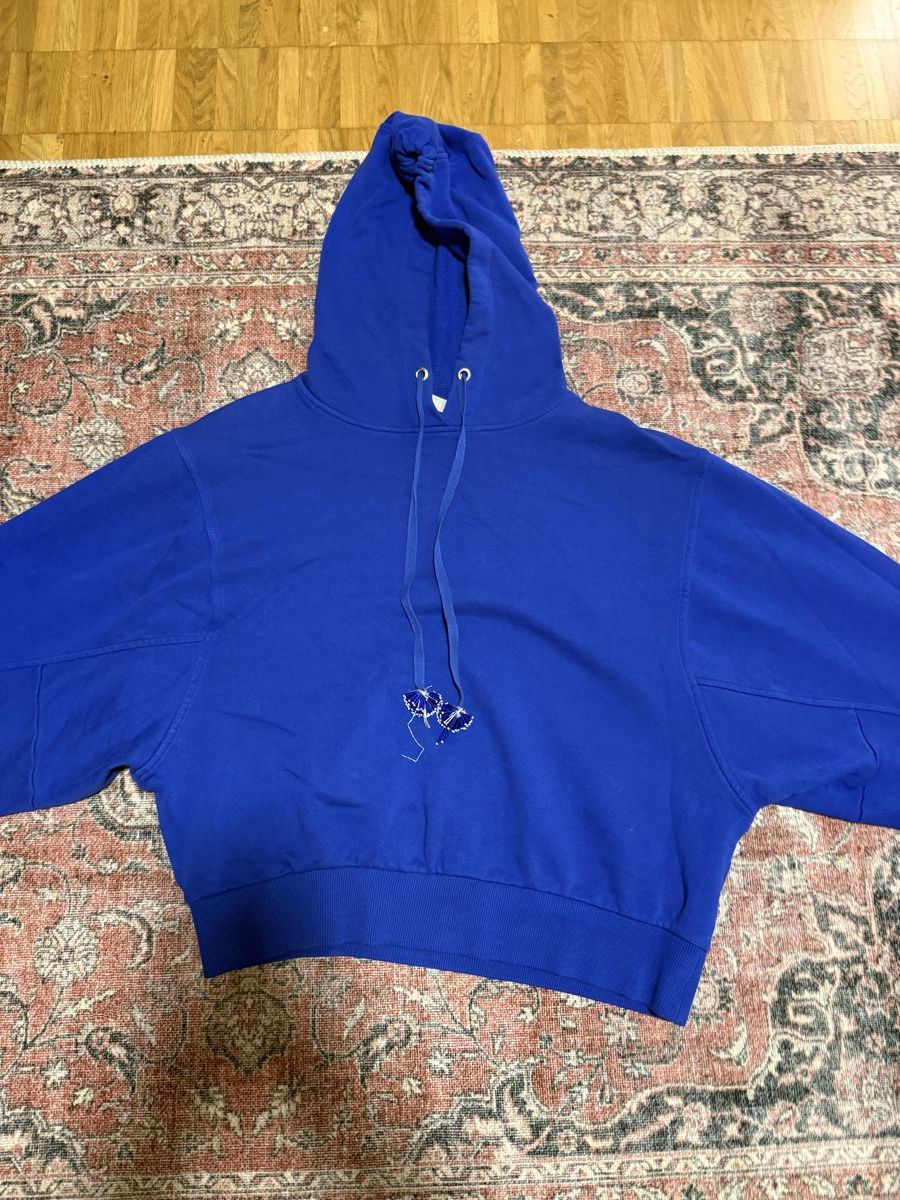 Pulls & Sweat-shirts: Dunkel Blau Sweatshirt – D'occasion à Volketswil par ada_98vt